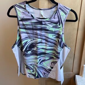 NWT Lukulemon Swift Ventilated Running Tank
